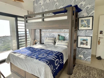 5 Bedroom Villa