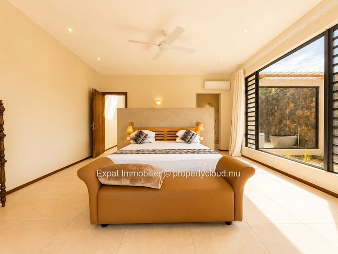 Exceptional 3-Bedroom Villa with Office for Rent at Domaine de Palmyre