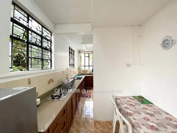 3 Bedrooms Ground Floor Apartment for Rent – Morcellement Sodnac, Quatre-Bornes 200 m²
