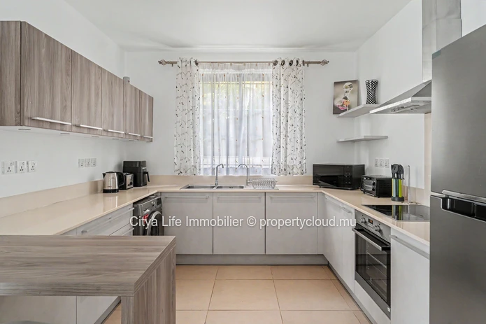 Appartement meublé 3 chambres avec piscine à Pointe aux Biches