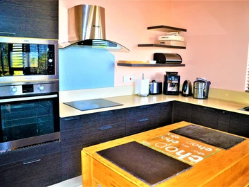 3 Bedroom Commercial Property