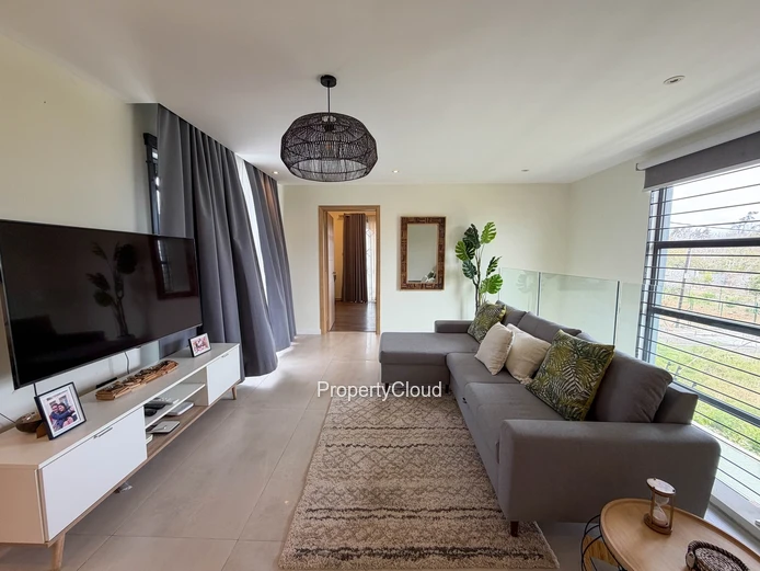 Villa For Rent | Pereybere, Chemin 20 Pieds | 4 Bedrooms | Pool And Garden | Rs 85,000 Per Month