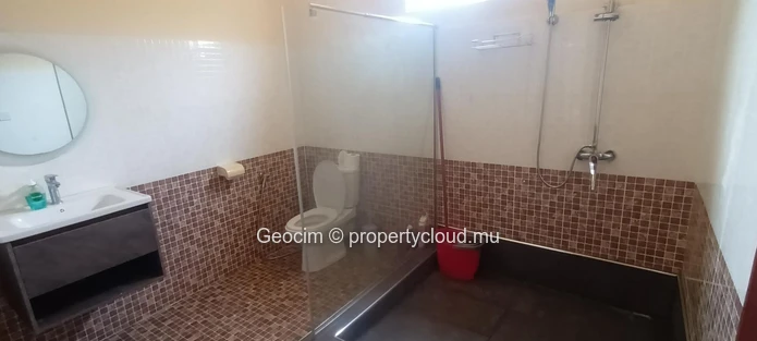 Flic en Flac Morc de Chazal fully furnished 3 bedroms towhouse. Terrace. Garage. 500 m walking distance to the beach. (Sole Mandate)