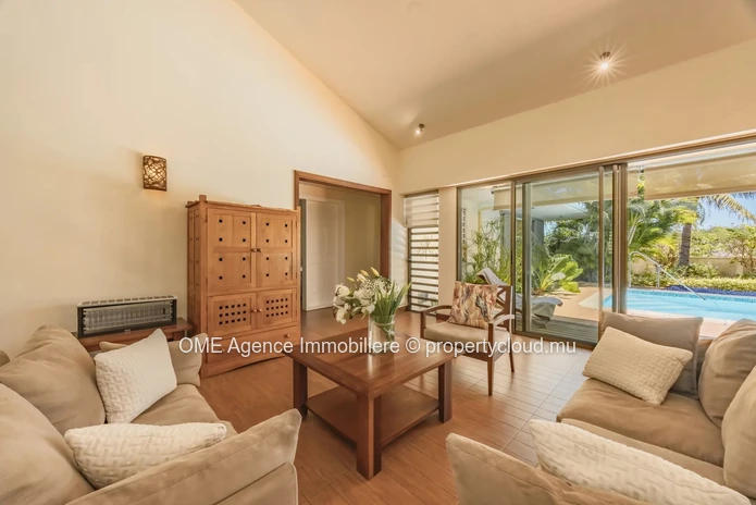 TAMARIN - Spacious villa with mountain views - 3 Bedrooms