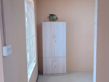 9 Bedroom Apartment