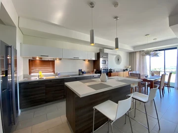 3 Bedroom Townhouse, Duplex