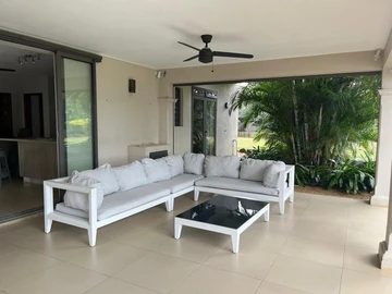 For Rent – Spacious 6-Bedroom House in Les Salines Pilot, Rivière Noire – Black River