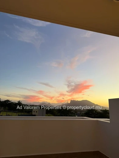 À VENDRE – Appartement moderne avec vue dégagée | Bagatelle Hills