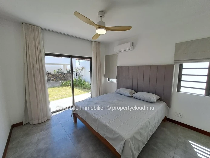 Maison à vendre à Mont Mascal, 195m², terrain 441m², 3 chambres, piscine privée. Prix: Rs.