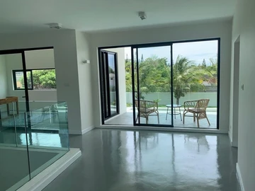 5 Bedroom Villa