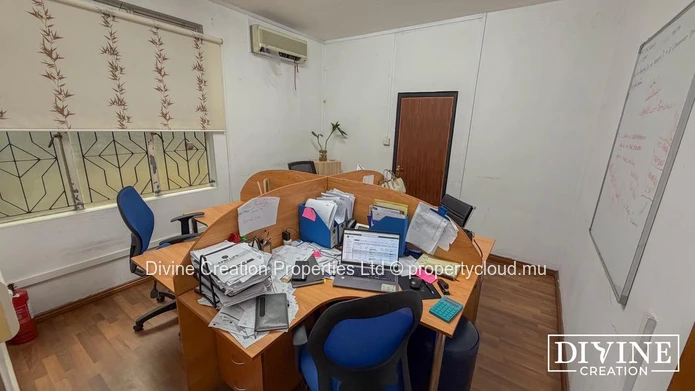 Commercial Building for Rent – Labourdonnais Avenue, Quatre Bornes