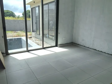 4 Bedroom Villa
