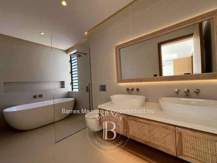 AZURI RESORT - Villa contemporaine de 4 chambres