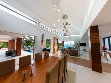 4 Bedroom Villa