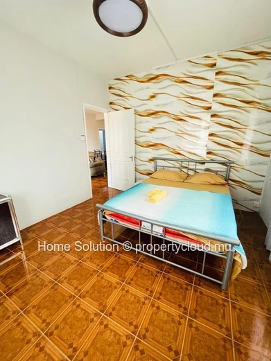  Charming 3-bedroom apartment