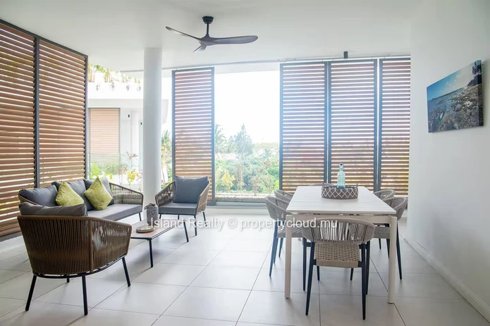 Appartement 248 m² avec vue mer dans résidence sécurisée – Pointe aux Canonniers