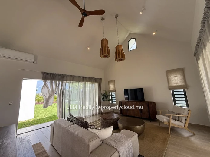 Superb brand-new villa with swimming pool for rent in a secure residence in Mont Choisy, Mauritius
