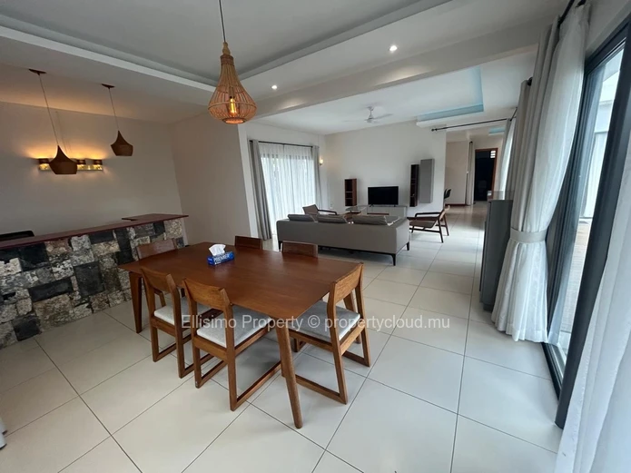 Villa de 4 chambres à louer à Mont Choisy, Grand Baie, avec piscine - Complexe Résidentiel