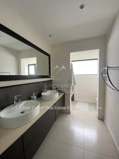 EXCLUSIVE: Villa in a Residential Estate in Grand Baie