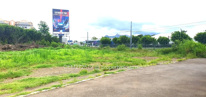 Commercial Land for Sale – 88 Perches, Phoenix