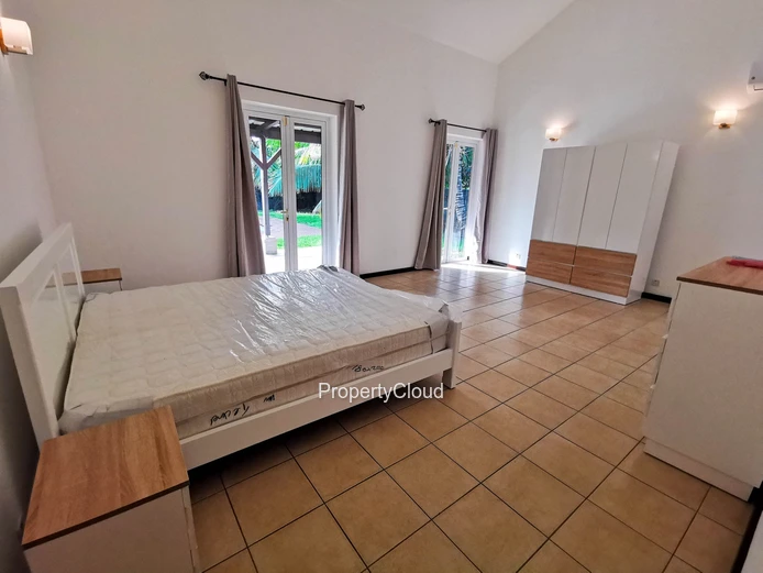 For Rent - A Furnished Villa With A Private Pool, Ready To Move Into – Roches Noires, North East