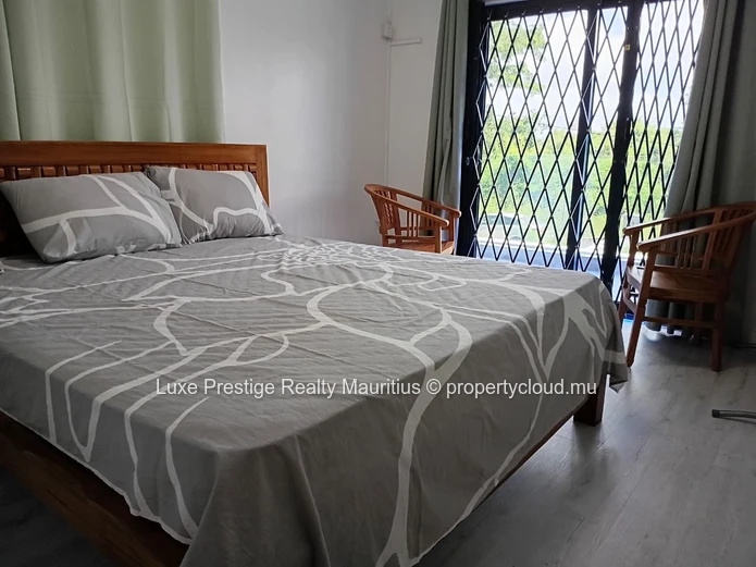 Newly built 4-bedroom luxury villa with pool in Calodyne – 3 minutes from the beach   | Land 10 perches | 210 m² buil...