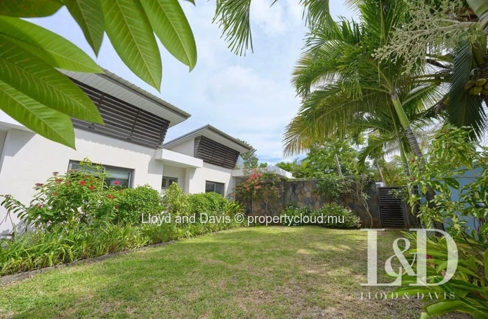 Villa contemporaine à La Salette - Accessible aux étrangers