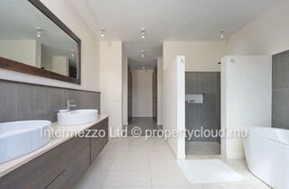 Villa Hibiscus — PDS | 221 m² | 681 m² de terrain | 820 000 €