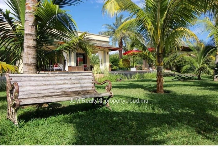 Belle villa en pleine nature à vendre à Rivière Noire, Île Maurice