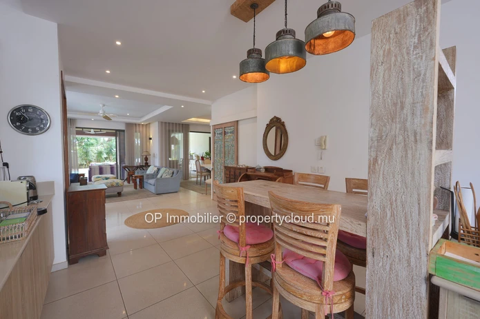 Villa PDS de 331 m² avec piscine privée à vendre à Mont Mascal