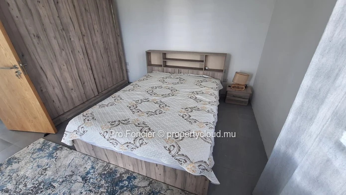House for rent in Calodyne - Contemporary 390 m² New Villa idyllic Setting Between Pool and Living Space