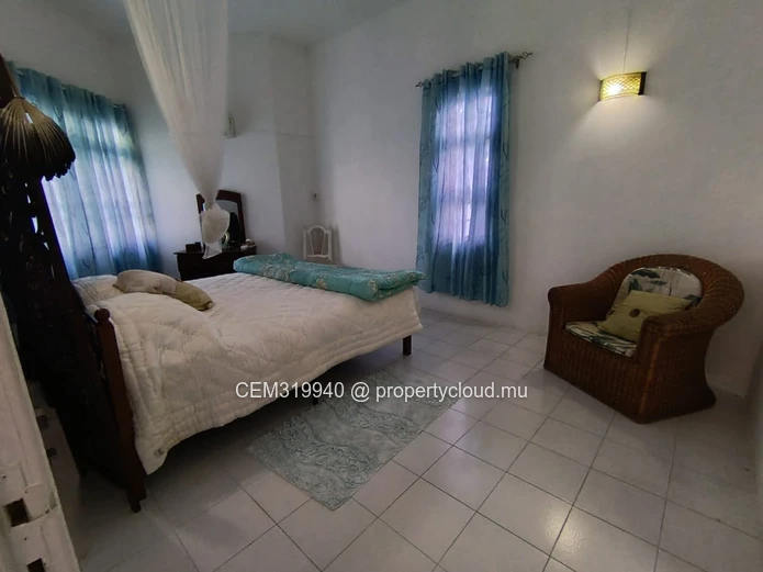Beachfront Bungalow for Rent – Blue Bay, Mahébourg