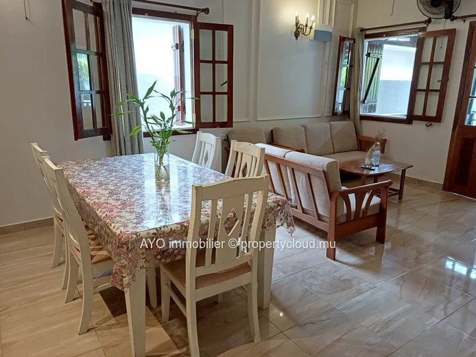Maison plain-pied style creole de 3 chambres avec piscine à Bain Boeuf