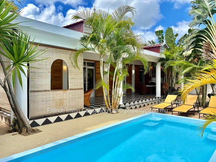 Belle villa style colonial en vente locale a pointe aux piments