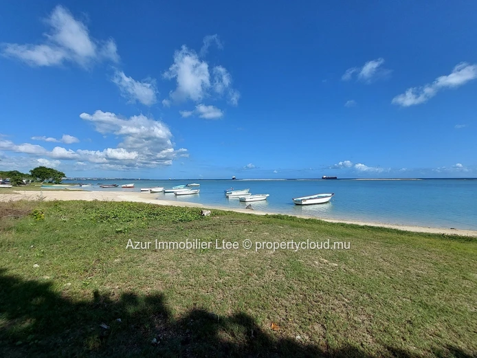 Maison 3 chambres - accès direct à la plage.