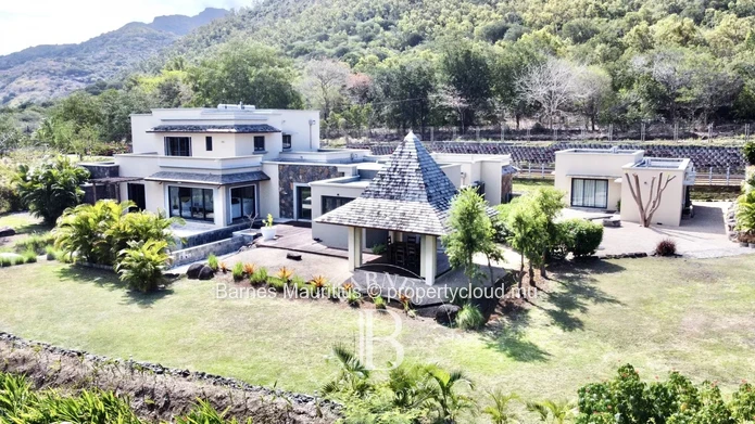 RIVIERE NOIRE - Villa d'Architecte - 5 chambres