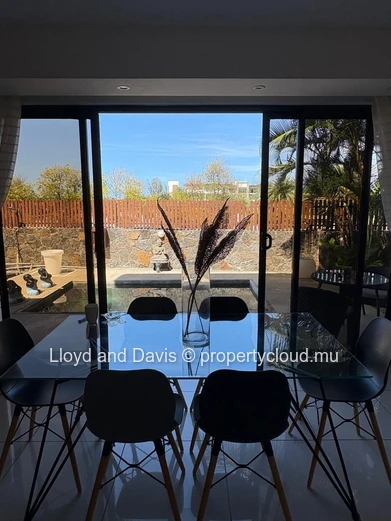 Luxury Triplex with Spacious Terraces