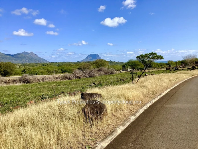 Residential Land for Sale in Domaine de Palmyre, Rivière Noire