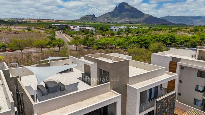 A Louer - Penthouse De 3 Chambres - Cascavelle