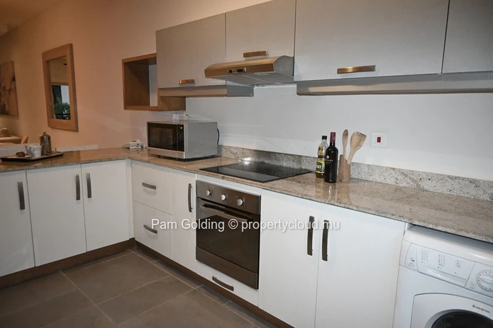 Appartement de 2 chambres à louer | Cape Bay Resort | Bain Bœuf, Île Maurice | À deux pas de la plage