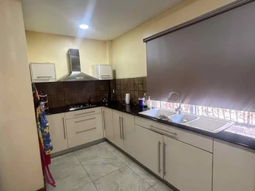 9 Bedroom House