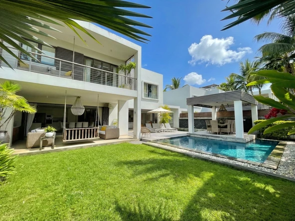 4 Bedroom Villa