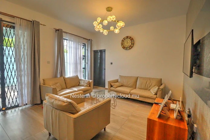 Maison entièrement meublée à vendre 