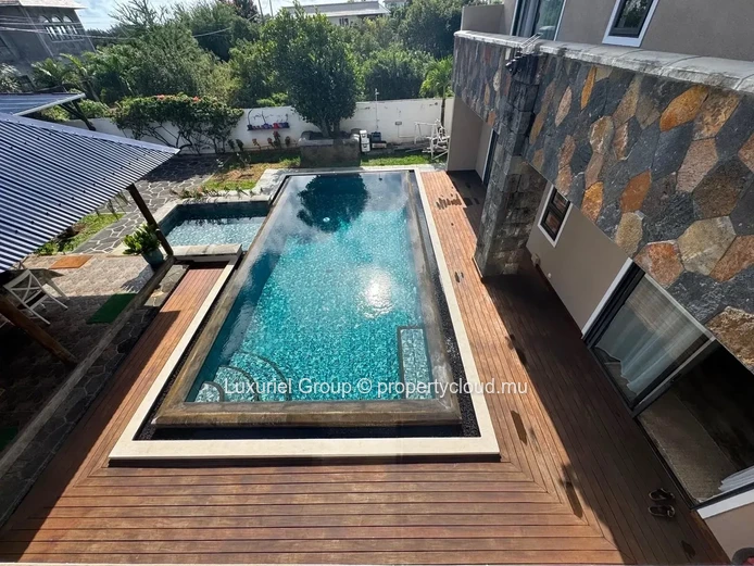 Stunning Contemporary Villa for Rent in Calodyne