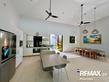 4 Bedroom Villa