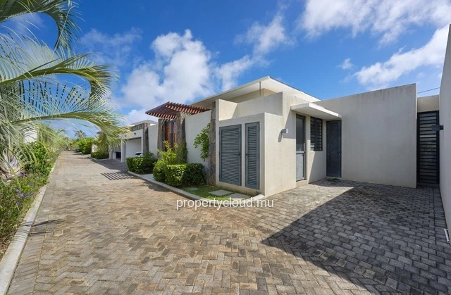 A vendre magnifique villa de 4 chambres en suite accessible aux etrangers à Pereybere.