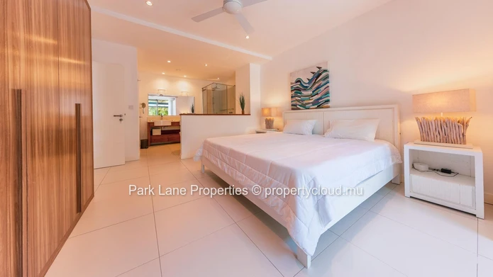 Exquisite Marina Sanctuary with Private Pool and Scenic River Views 