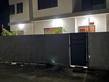 4 Bedroom Townhouse, Duplex