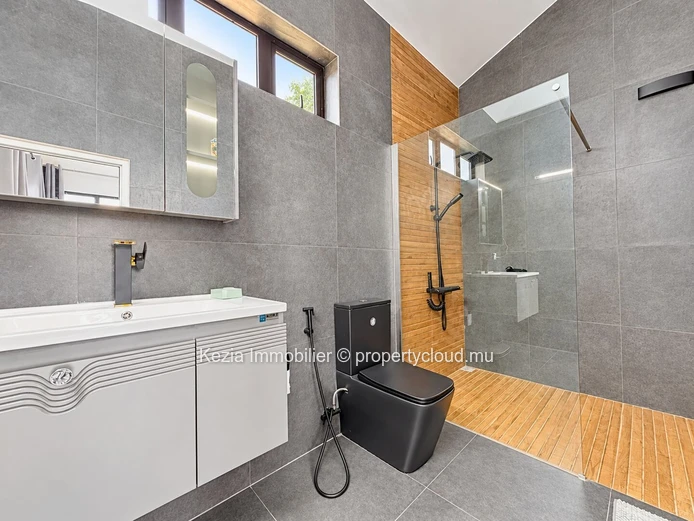 | A CONTEMPORARY VILLA NEAR THE BEACH | This exceptional contemporary villa is ideally located just a short distance ...
