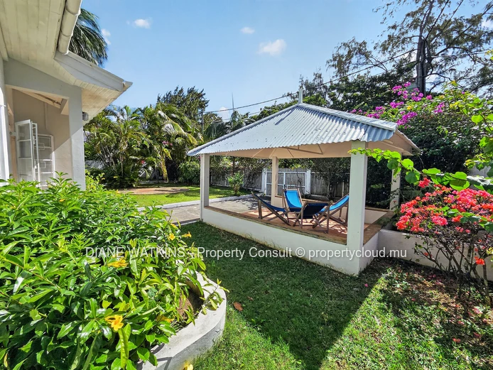 Villa 5 chambres avec piscine privée à vendre à Grand Gaube